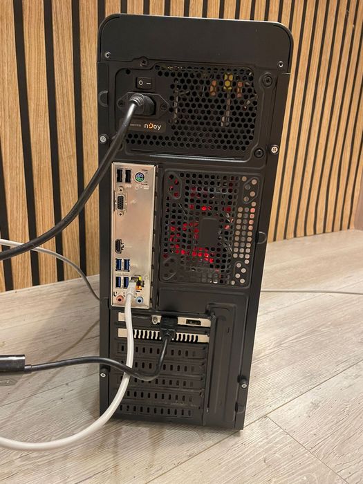 Vand PC gaming,URGENT,negociabil