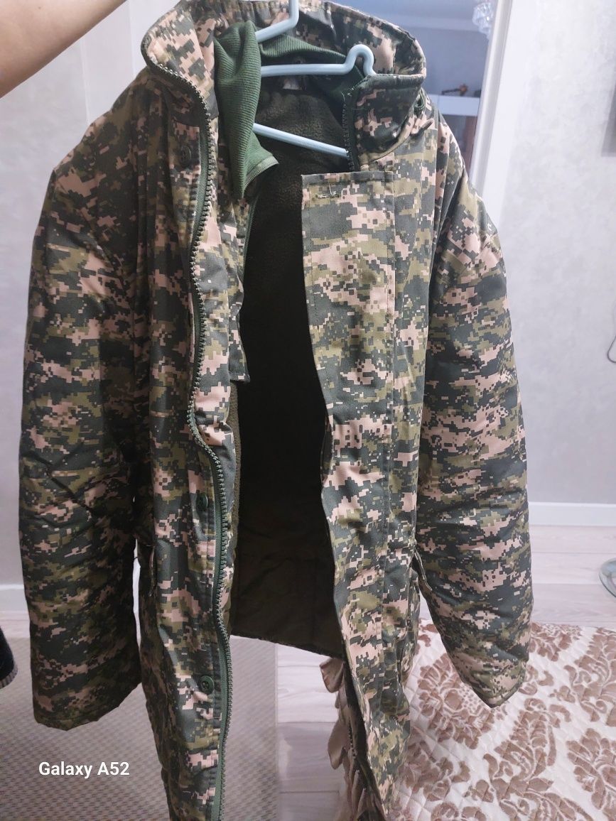 Зимняя военная куртка (бушлат)