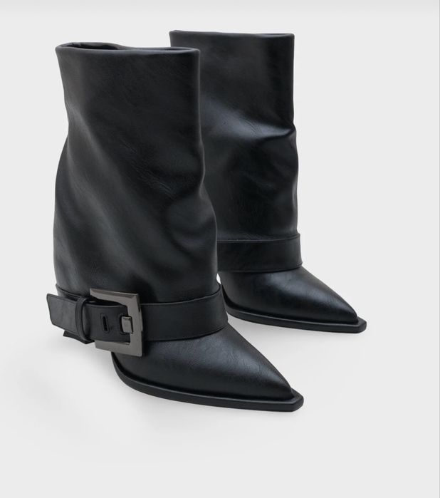 Дамски ботуши с ток