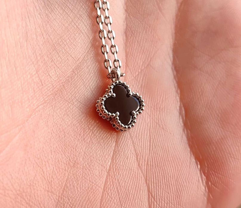 Дамско колие с малка черна детелина - Van Cleef & Arpels VCA