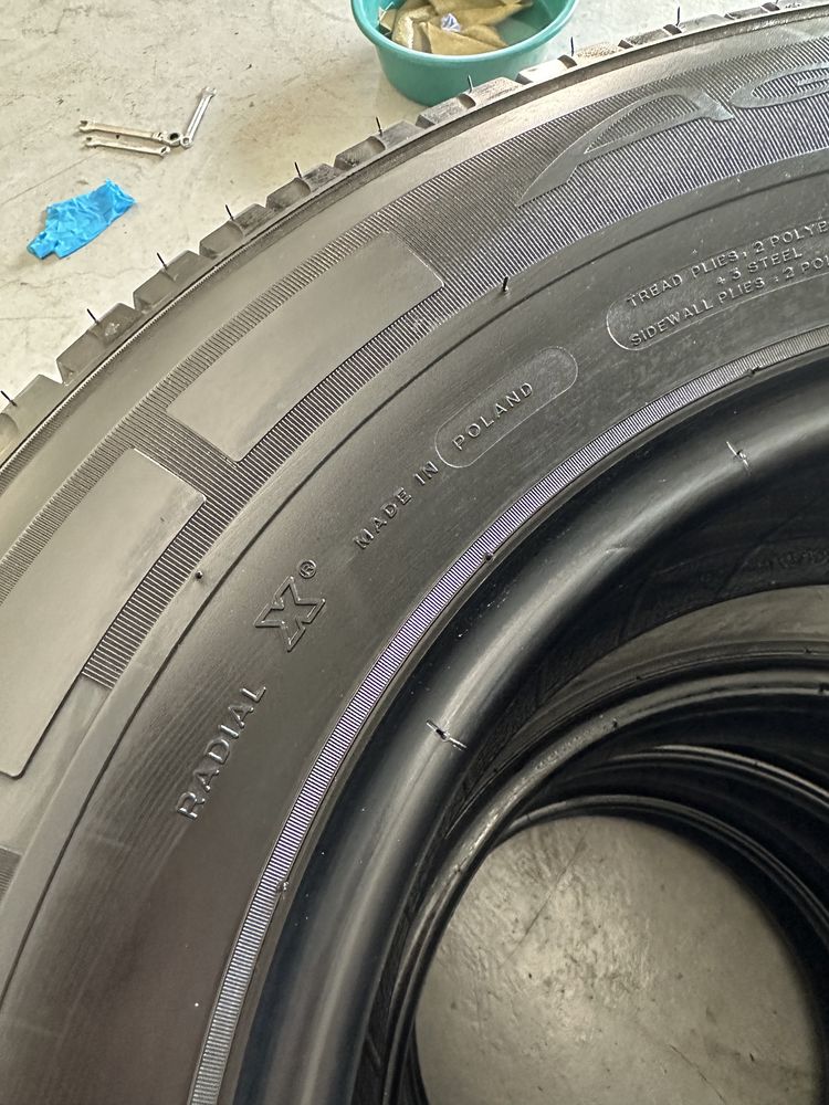 4 anvelope michelin 225 75 16 c impecabile 8 mm