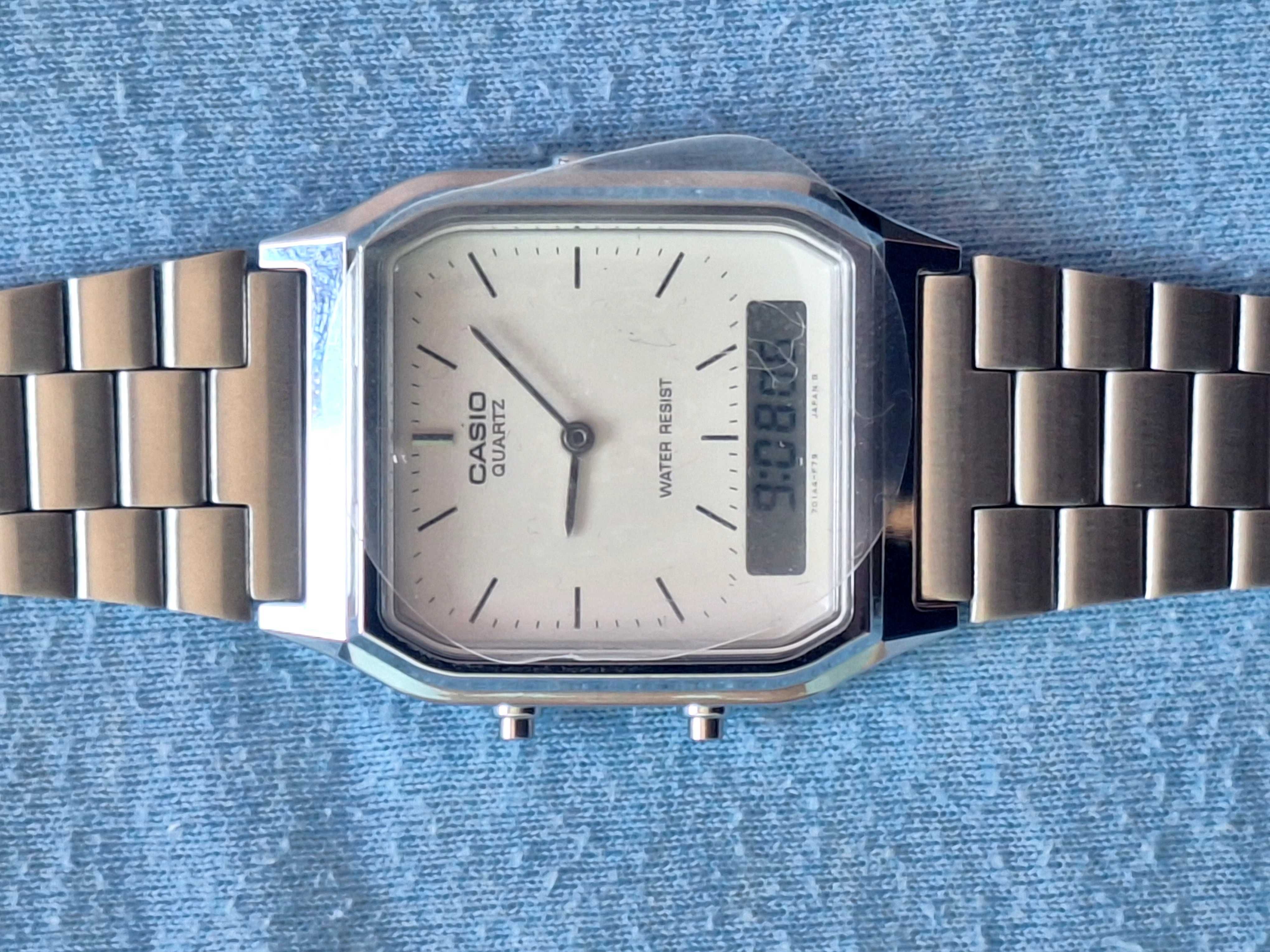 Casio  vintige чисто ново