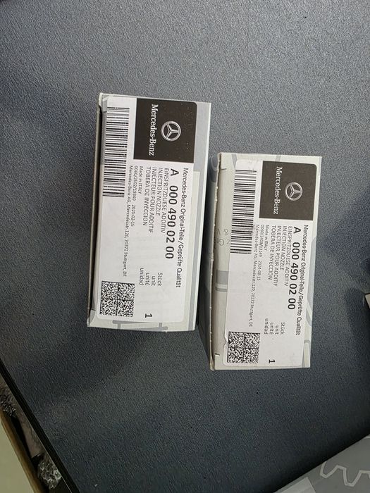 Injector adblue  original Mercedes A 000 490 0200