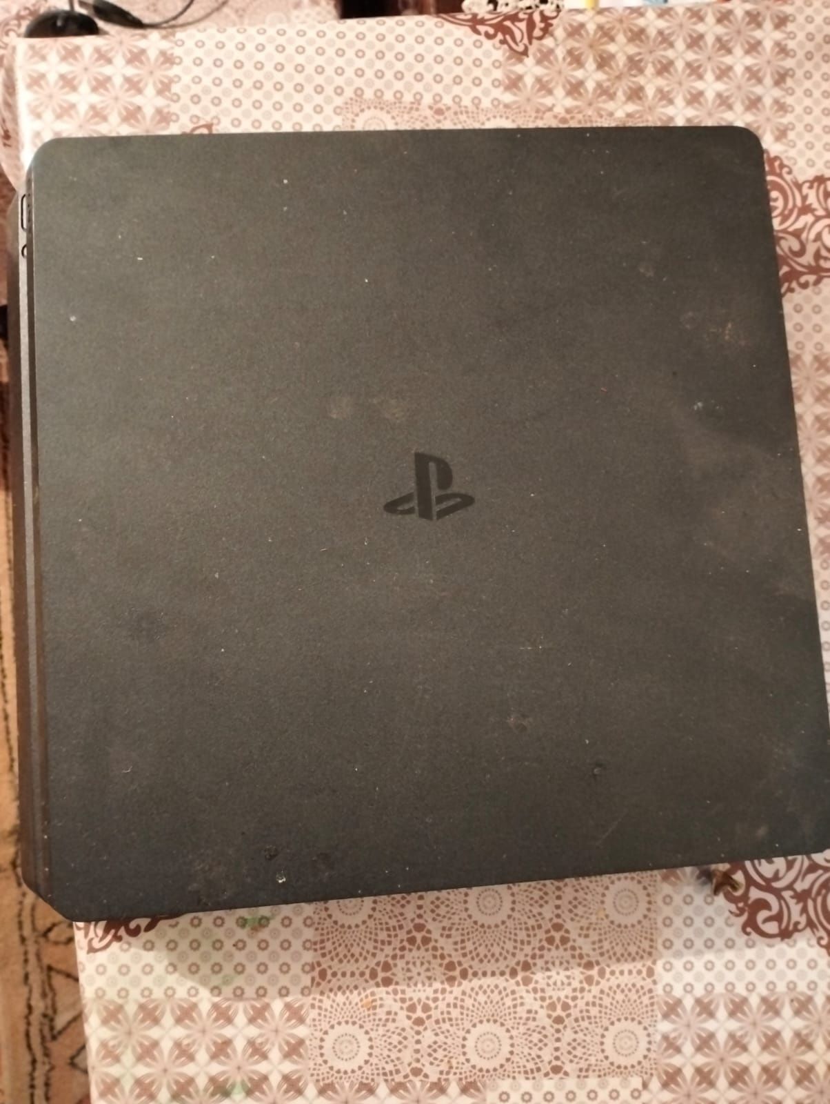 Ps4 slim 500gb funcțional