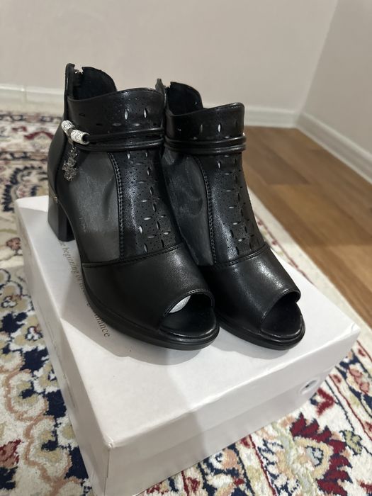 Женские летние ботильон