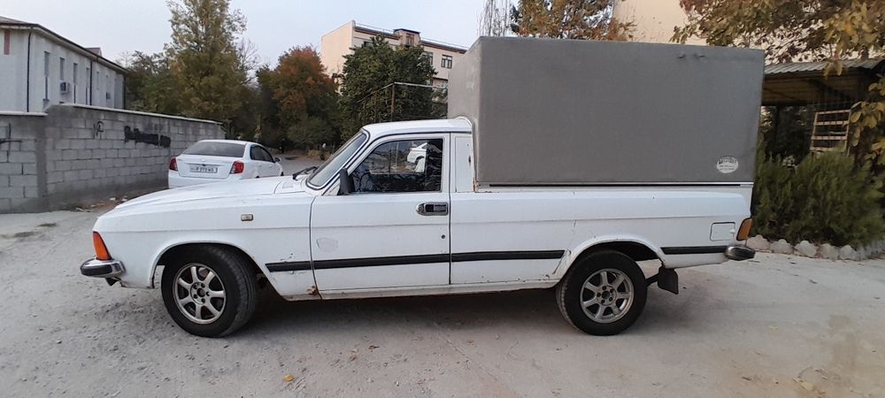 Волга 3102 пикап сотилади.