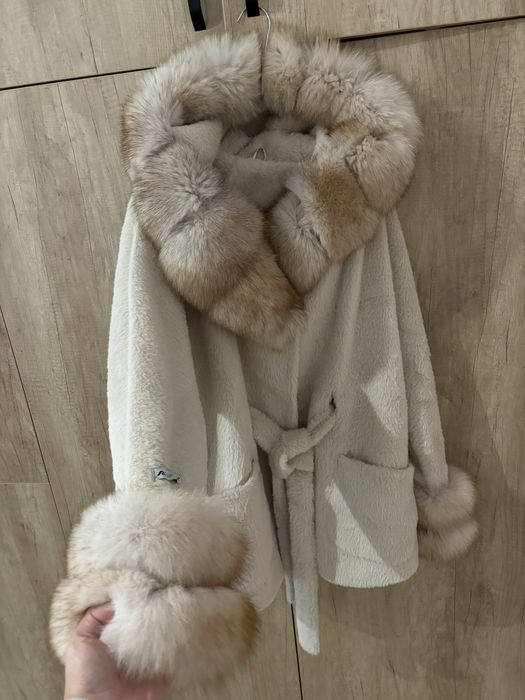 Alcantara blana naturala M