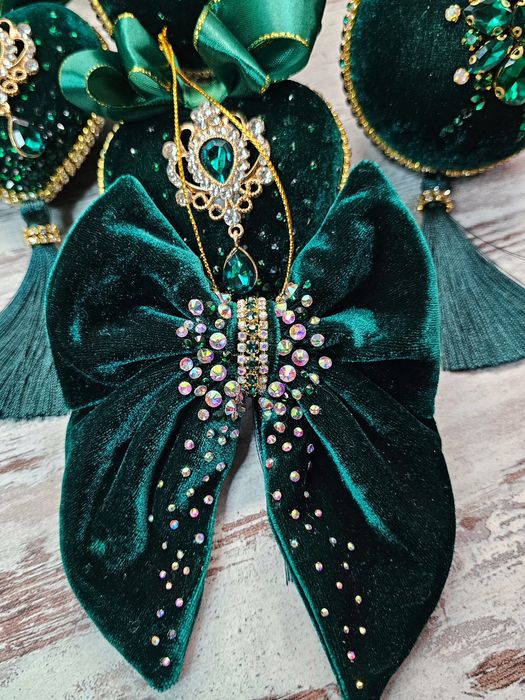 Комплект коледни топки.