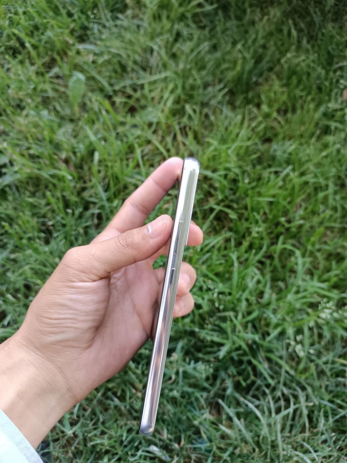 Samsung S22 Plus 5G Snapdragon 8 gen 1. IMEI oʻtgan. yangidek holda