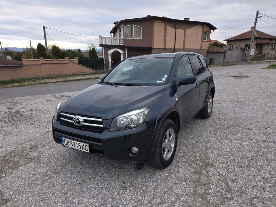 Toyota RAV4 2.2 D-4D • 177 к.с. • 2008 г. • 4x4