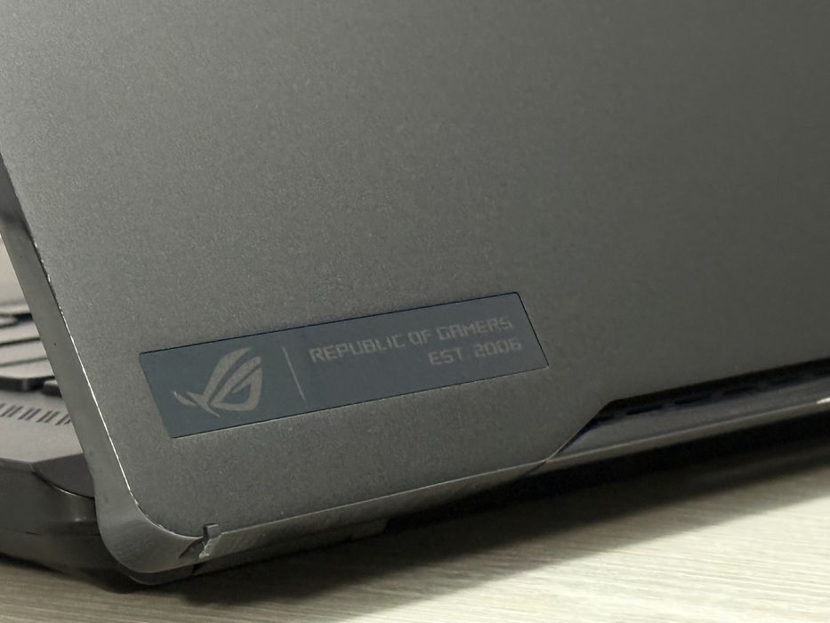 Asus Zephyrus i9-13900H RTX-4070 32/2TB