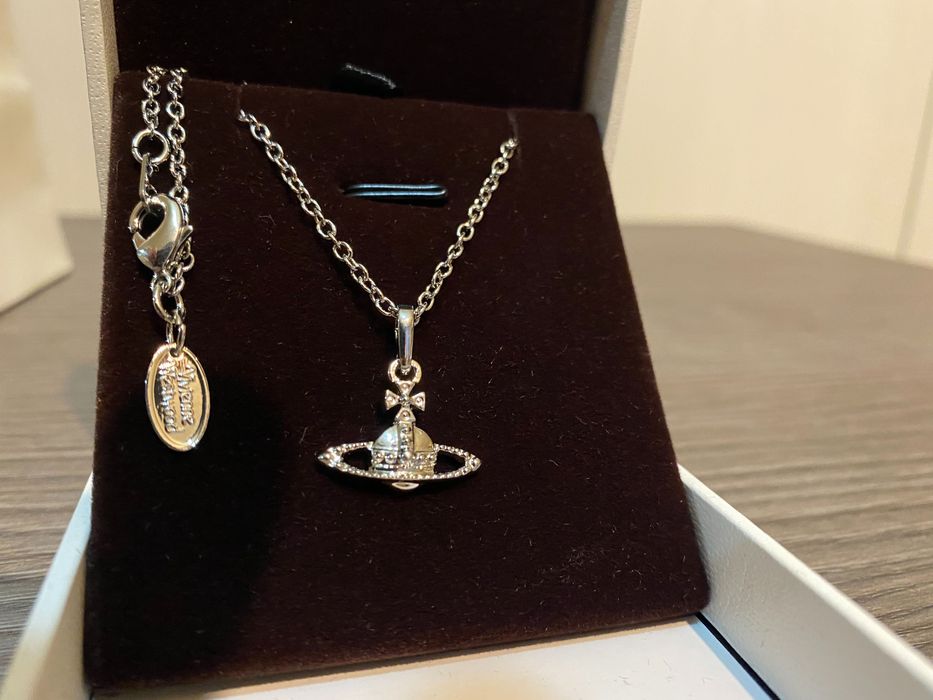 Latisor Vivien Westwood / Vivienne Westwood