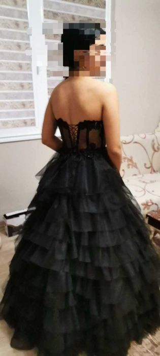 Бутикова бална рокля