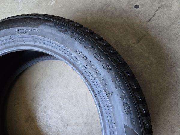 215/55/18 PIRELLI 4бр