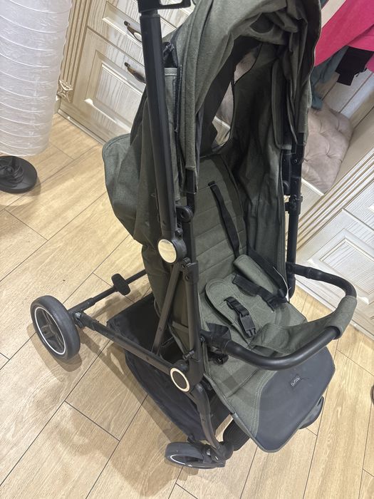 Продаю детскую коляску