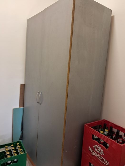 Масивен гардероб