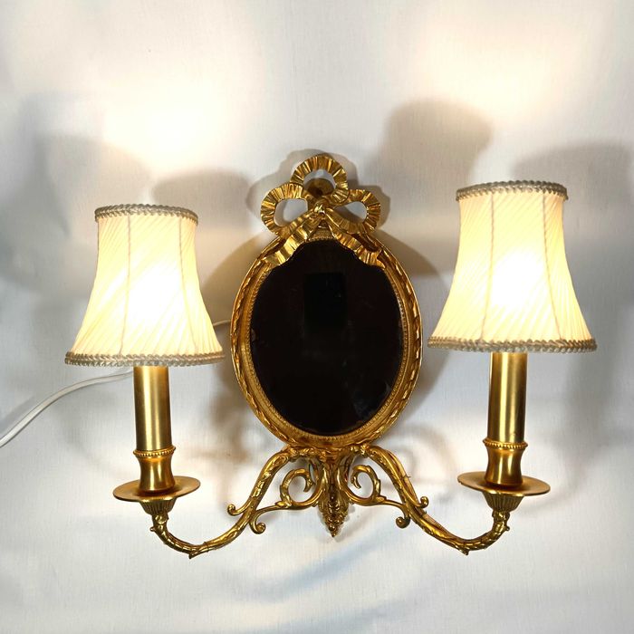 Aplica perete Ludovic XVI, stil Napoleon, alama aurita Ormolu, Franta