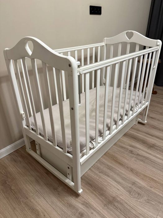 Продам манеж детский.