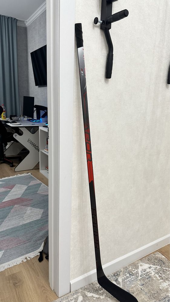 Клюшка Bauer Vapor X3.7