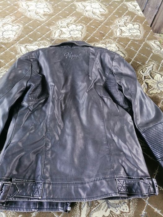 Greacă de piele de la zara