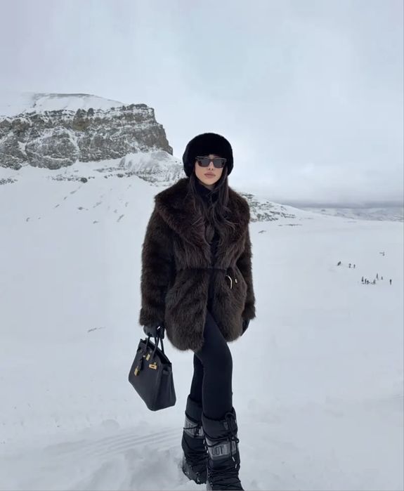 Дамско еко палто с колан. Палта еко косъм