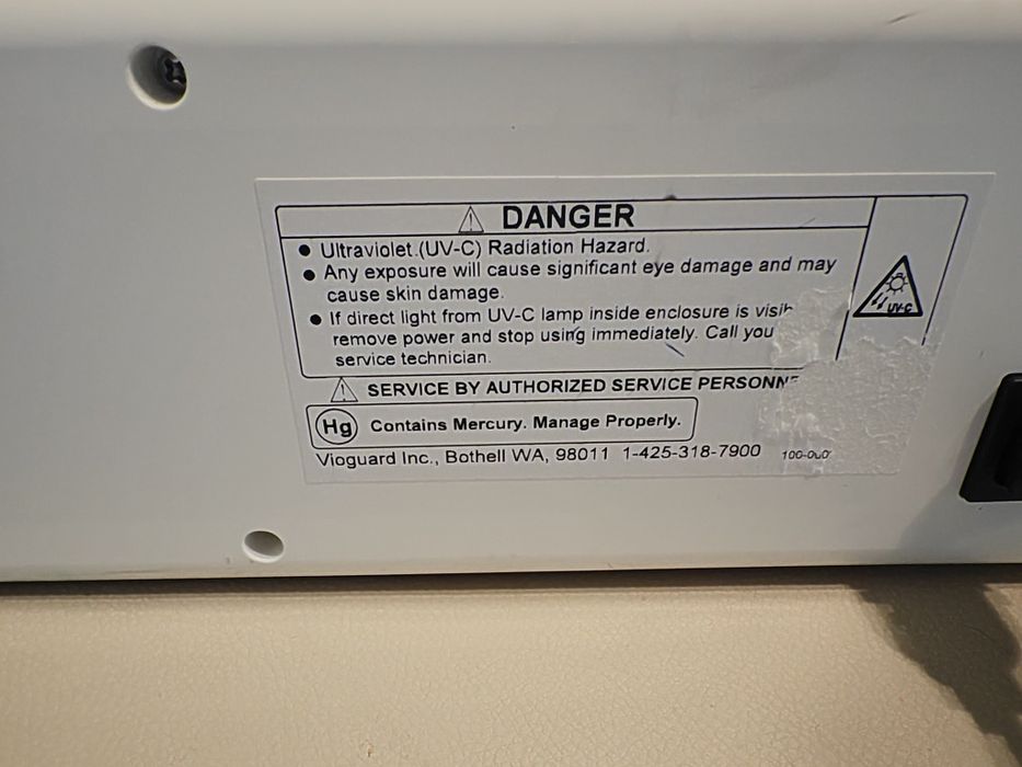 Дезинфектираща камера с UV-C лъчи "Vioguard"модел-Cubby за Ел.у-ва.
