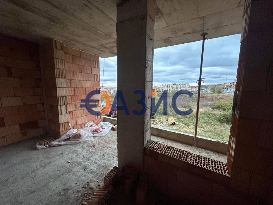 Продава се Двустаен апартамент в Свети Влас - 65 кв.м за 1537 €/кв.м - Снимка #1