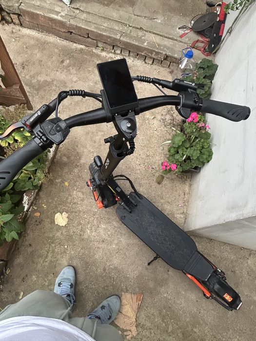 Vând trotinetă electrică Joyor s10-s