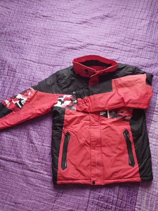 Продам костюм горнолыжный спортивный