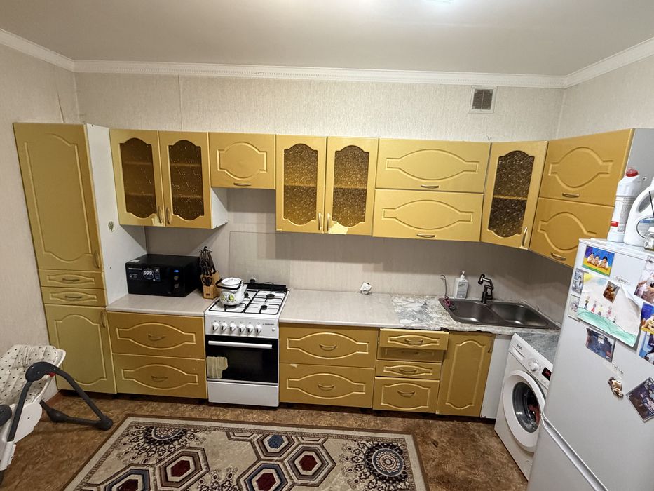 Куханный гарнитур б/у