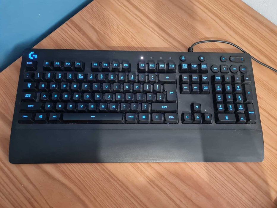 Tastatura gaming Logitech G213 Prodigy, RGB, Negru