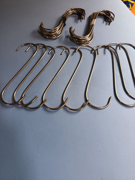 Cârlige inox, pentru afumătoare 10 buc egal 35 lei
