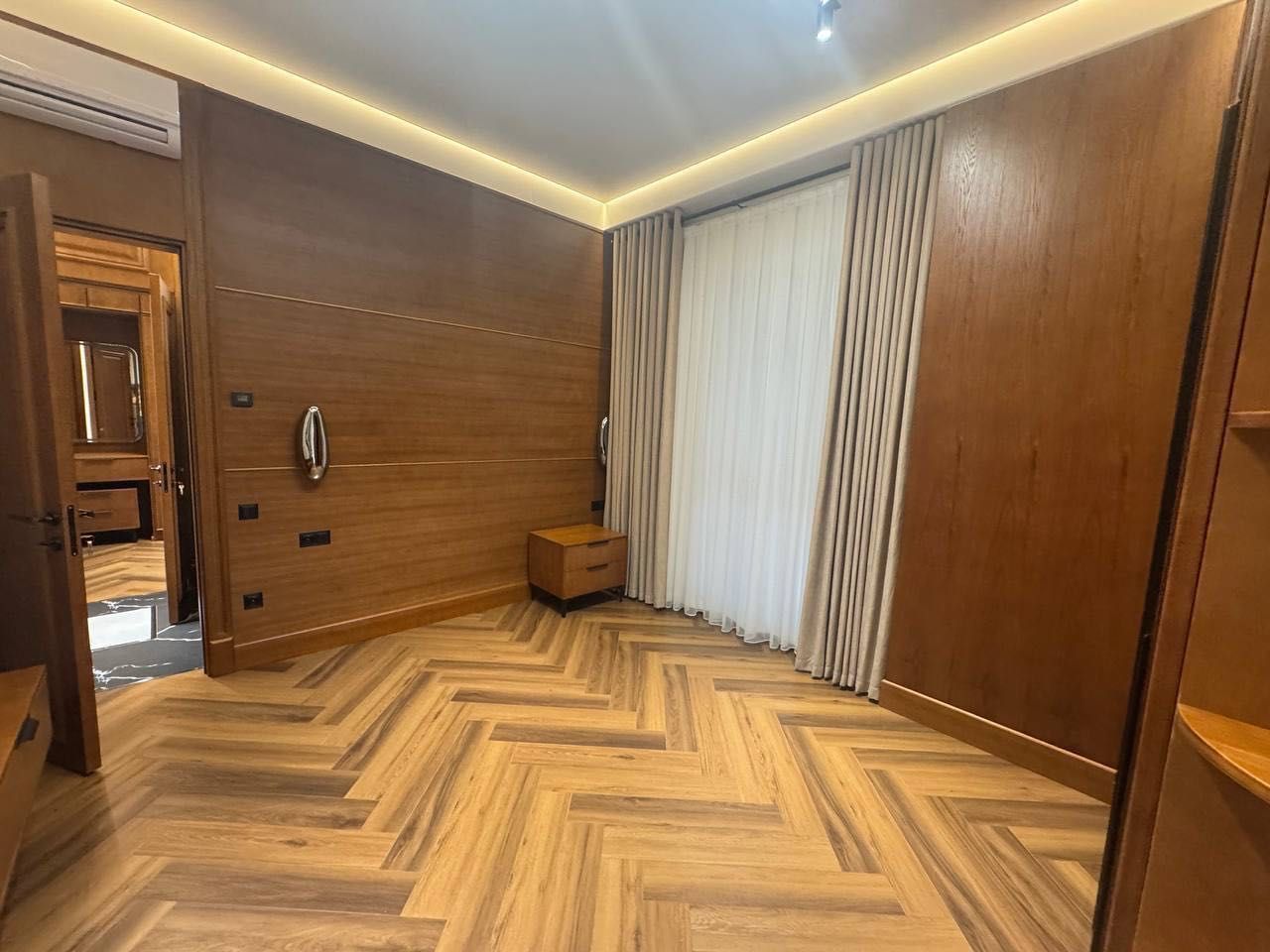 Mirabad Avenue Продается 3 комнатная квартира ремонт Гостиница Россия