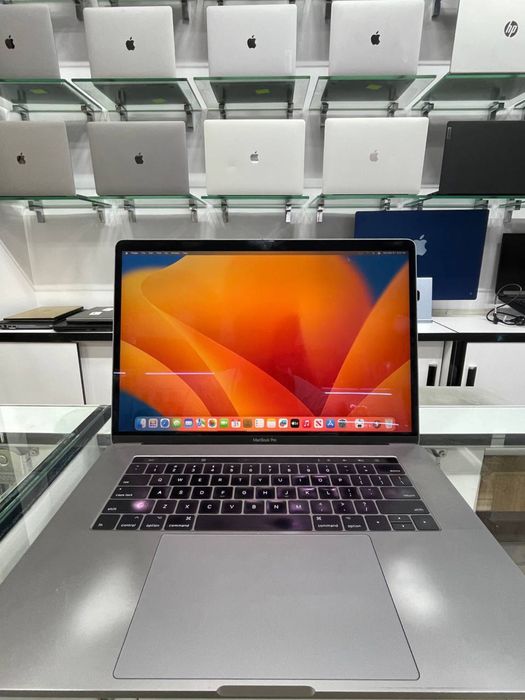 Macbook pro 2019 core i9 1tb/16