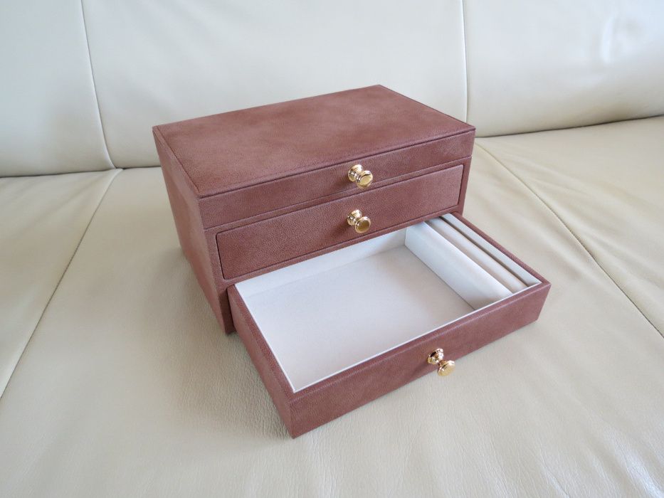 Cutie ceas bijuterii Ulysse Nardin ! Noua !