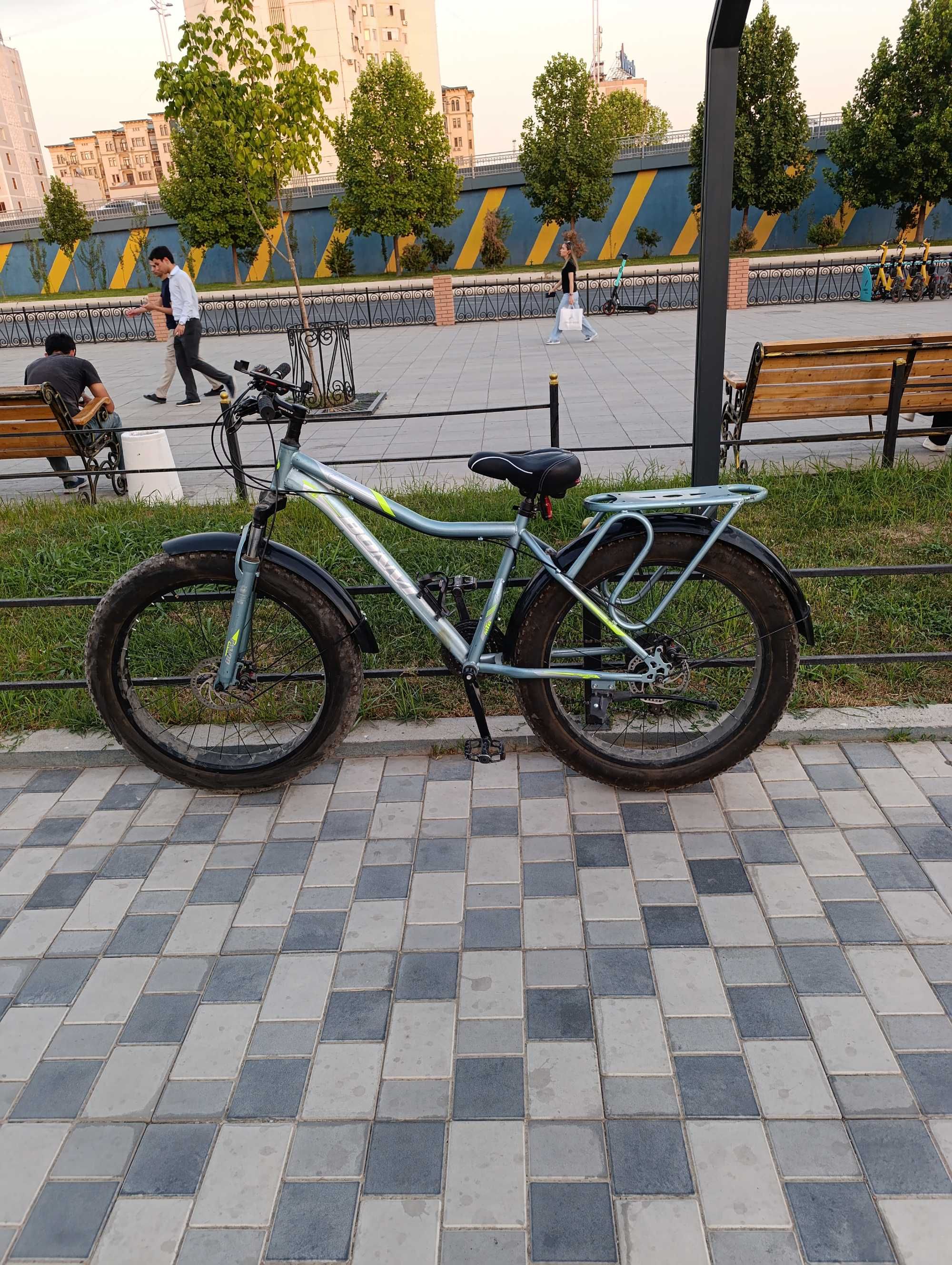 Bonvi 26 velosiped sotiladi