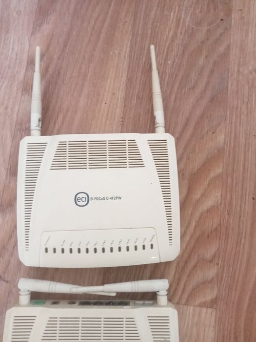 Продам два роутера,оба б/у в отличном состоянии