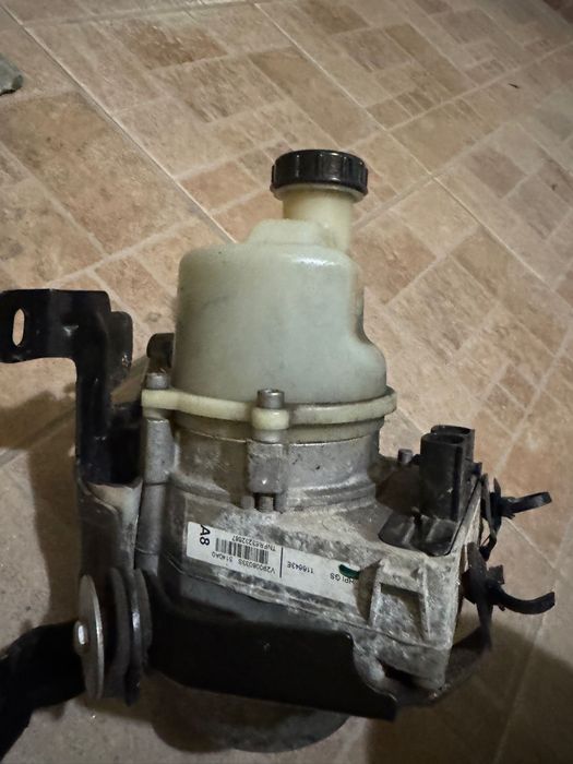 Pompa servo electriă. duster, lodgy,docker 2015