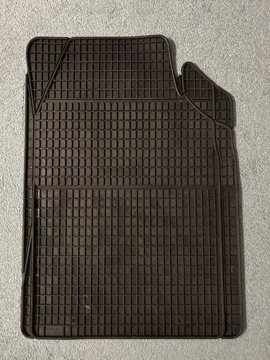 Универсална гумена стелка