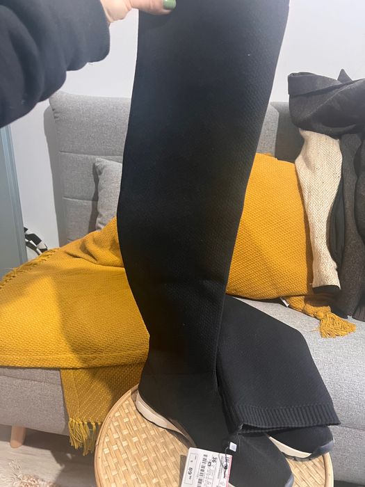 Cizme Zara noi 36 material elastic peste genunchi negre
