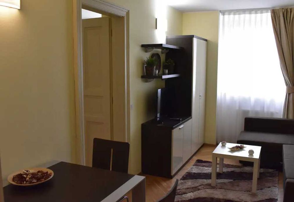 Дава се под наем Двустаен апартамент в Пловдив, Тракия - 79 кв.м за 295.8 € - Снимка #1