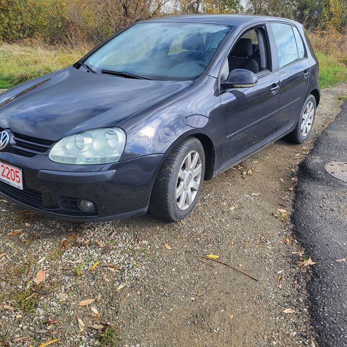 De vanzare Golf 5 140cp/schimb 1.9 tdi