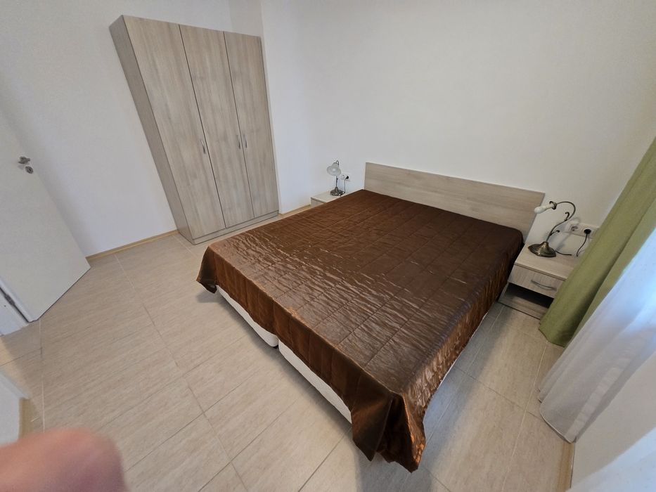 Спалня с гардероб