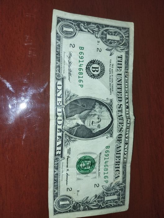 Доллар США 1999 года