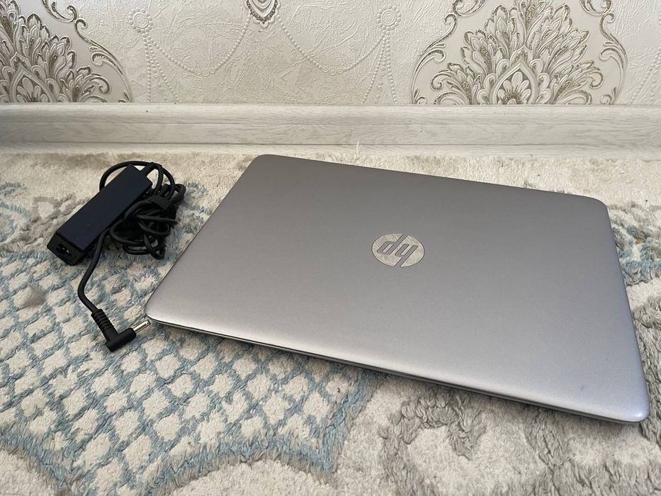 Hp 840 G3. Core-i5.  8/128 GB

Ekran 14.1" FullHD LED
Intel Core i5-62