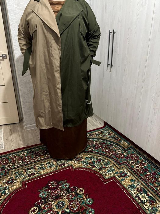 Осенний плащ сатылады