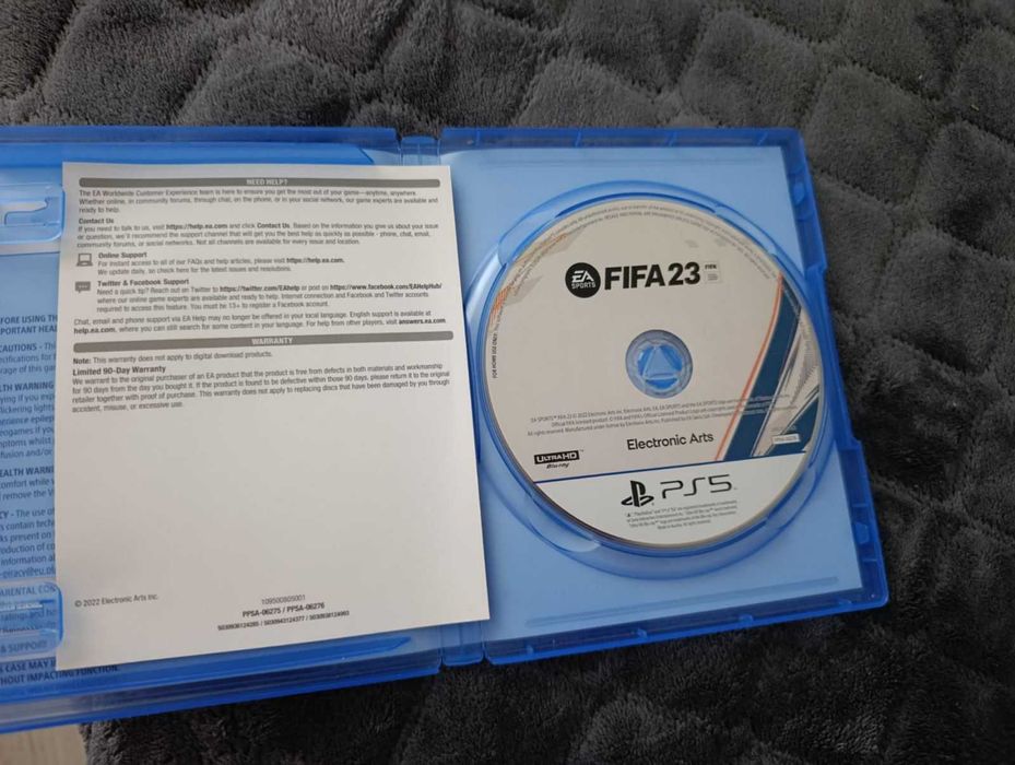 PS5 +7 игри и 2 контролера