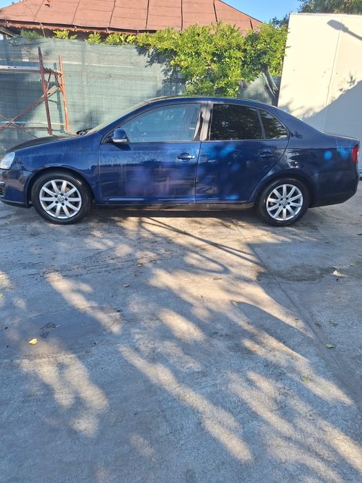 Vw jettea de vinzare instalez bună functionabila