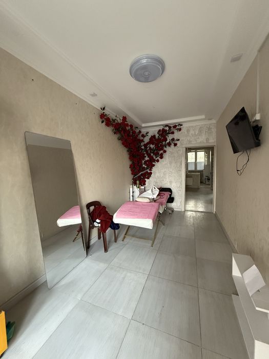 кушетка помощница лампа кресло продается срочно