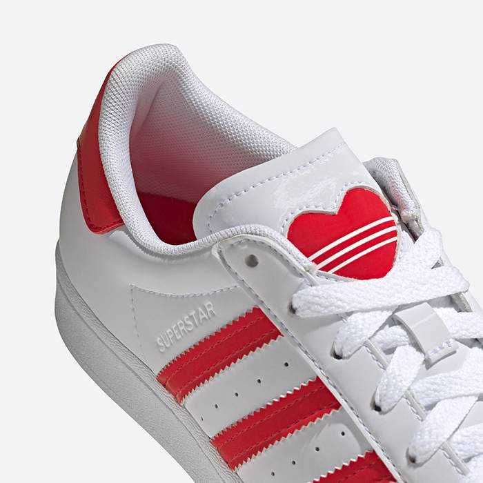 Оригинални Кецове * ADIDAS SUPERSTAR HEART * EU38